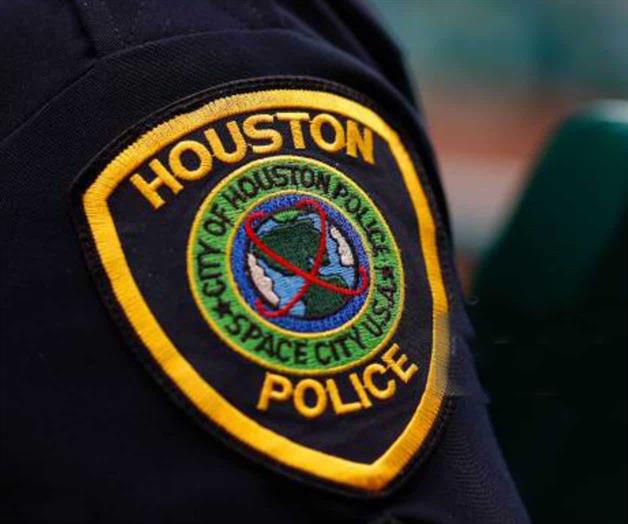 Choque múltiple deja una mujer sin vida en Houston Choque múltiple deja una mujer sin vida en Houston