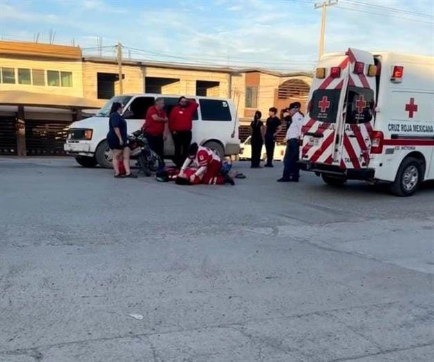Choque entre camioneta y moto deja una mujer lesionada en Río Bravo Choque entre camioneta y moto deja una mujer lesionada en Río Bravo