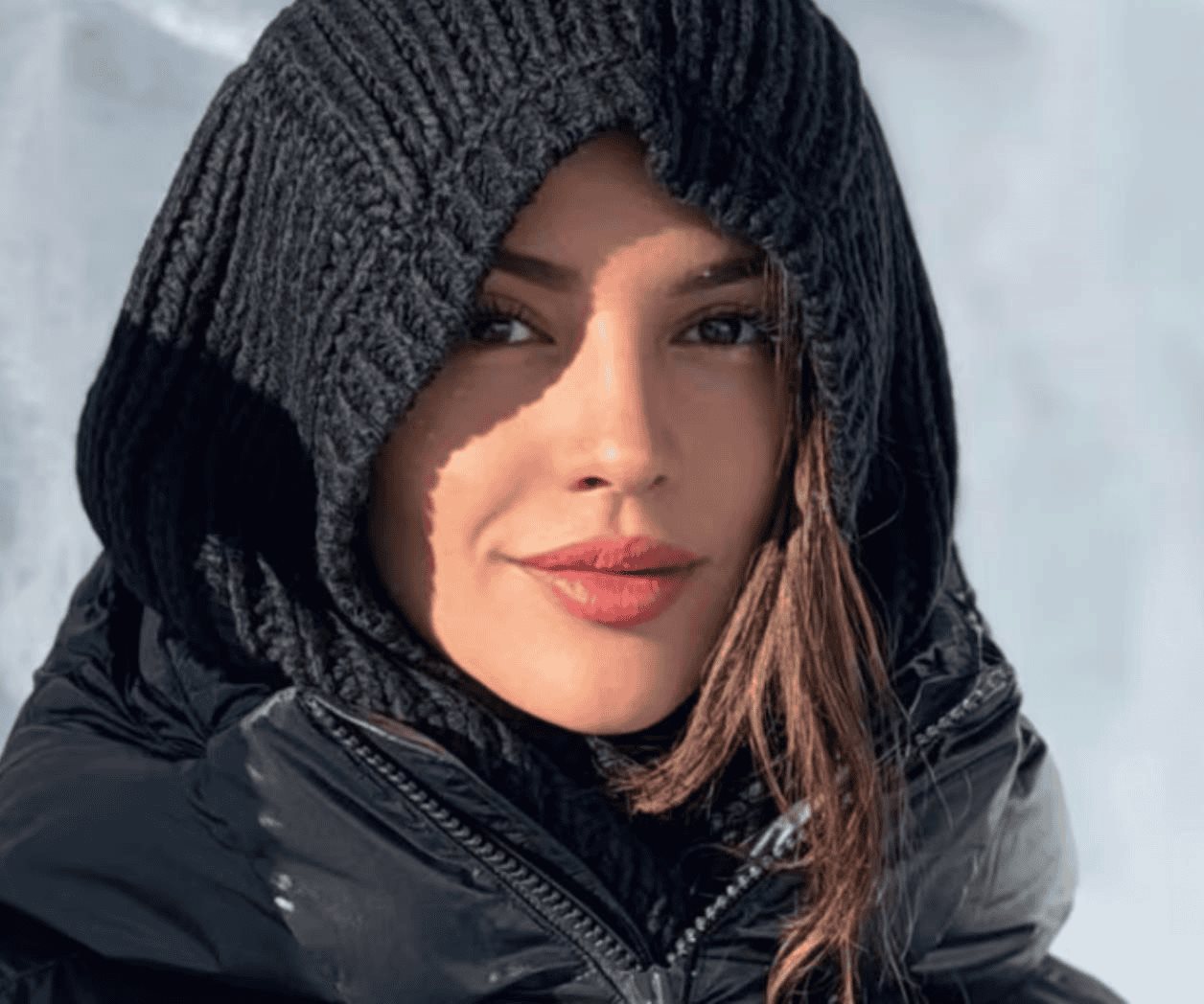 Los looks de nieve de Eiza González