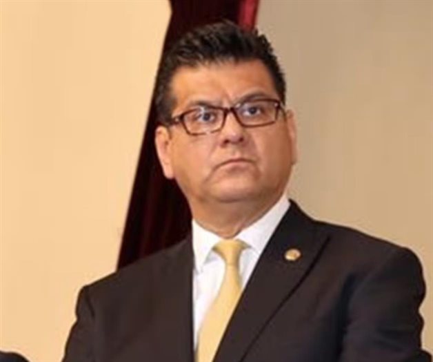 Confirman orden de captura contra exsecretario de Seguridad