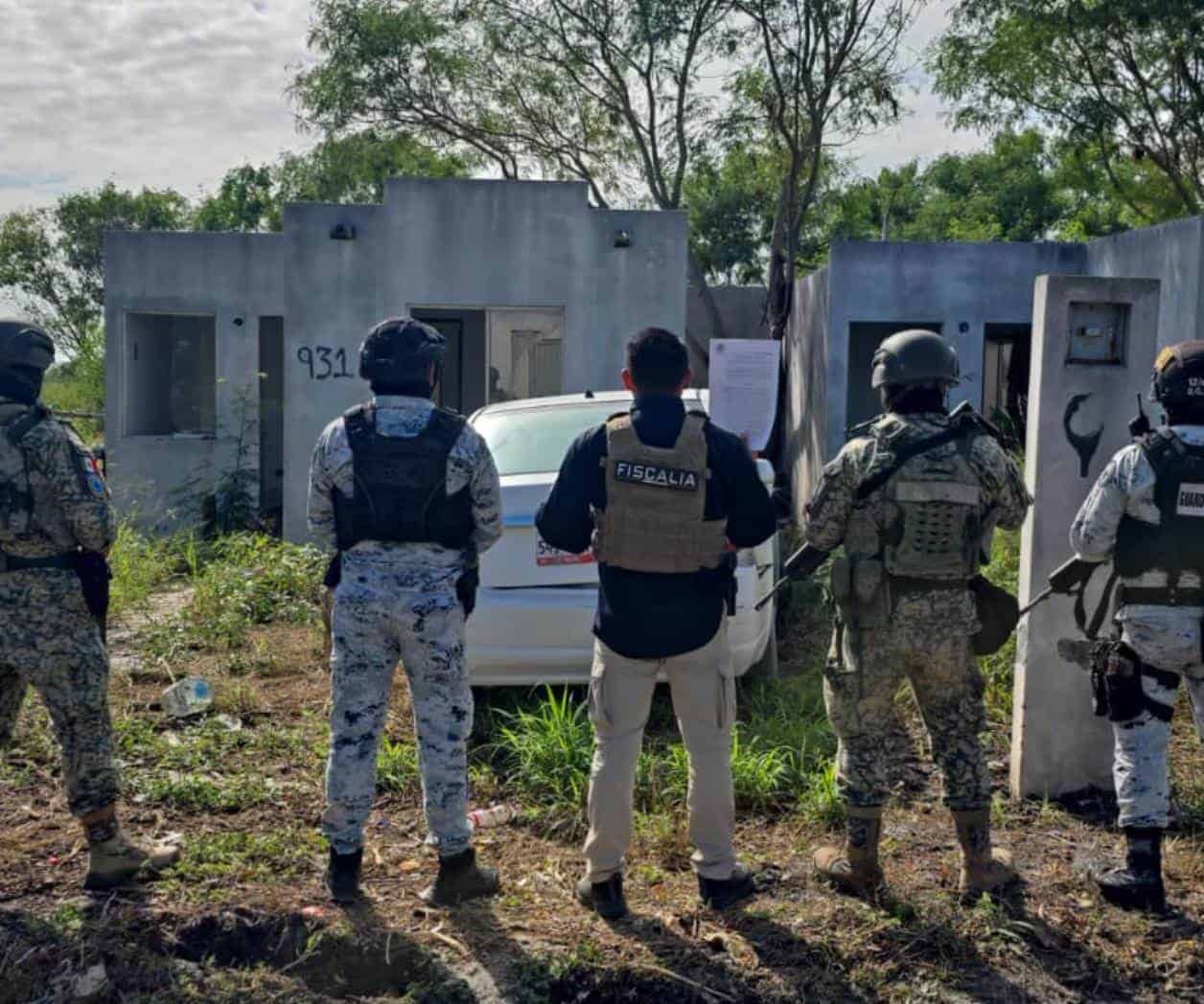 Catean un domicilio y aseguran auto robado