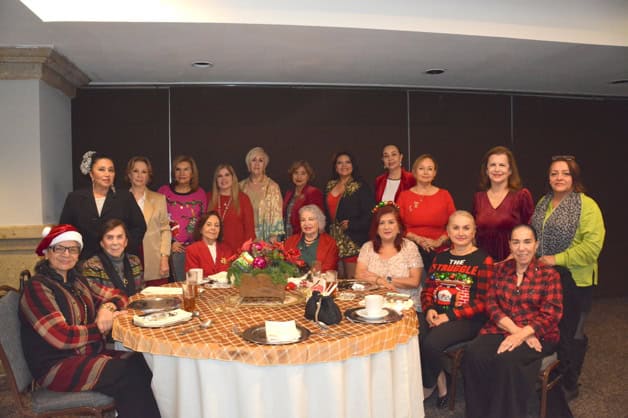 Disfrutan junta de diciembre