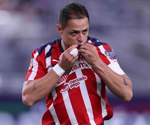 Chivas anuncia el adiós de ´Chicharito´