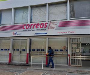 Trabajan bajo protesta trabajadores postales Trabajan bajo protesta trabajadores postales