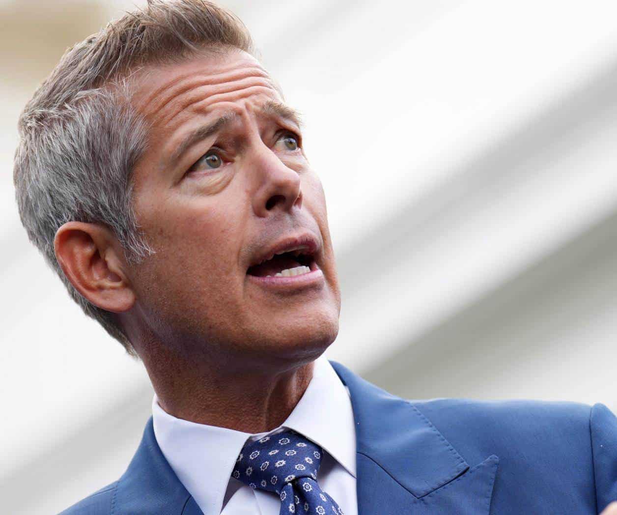 NY podría perder $73 millones en fondos para carreteras por licencias irregulares a inmigrantes