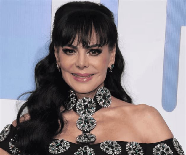 Maribel Guardia canta a la Virgen de Guadalupe en la Basílica
