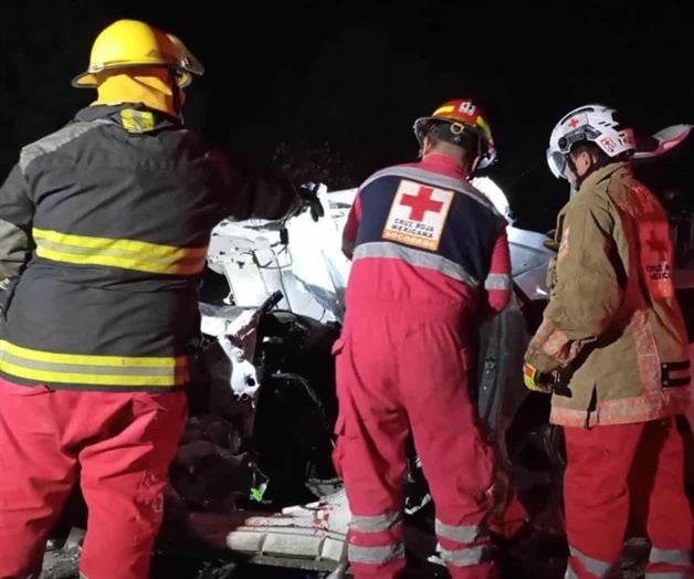 Maestro de la UAT muere en choque con tráiler en la González-Zaragoza Maestro de la UAT muere en choque con tráiler en la González-Zaragoza
