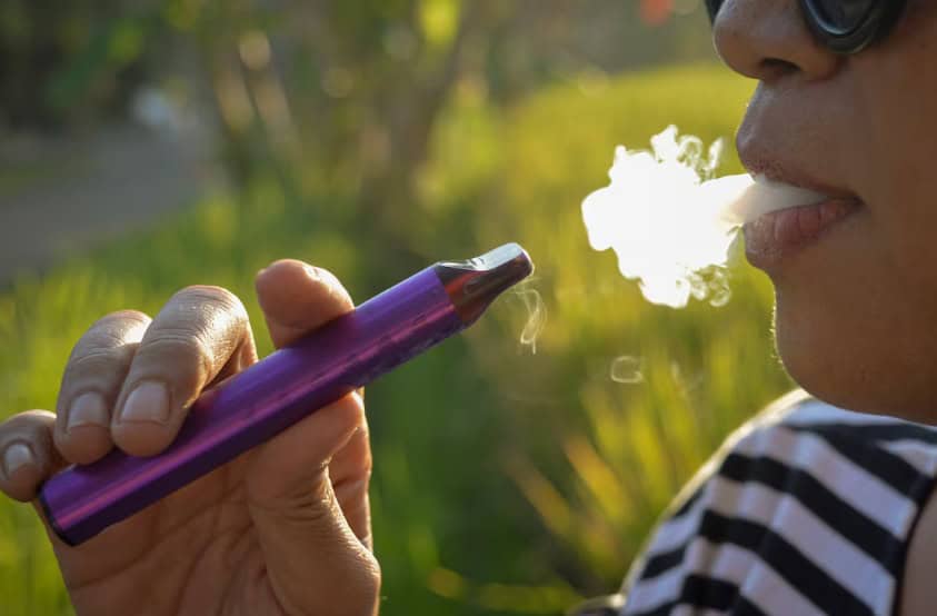 Pena de hasta ocho años de prisión por vender vapeadores