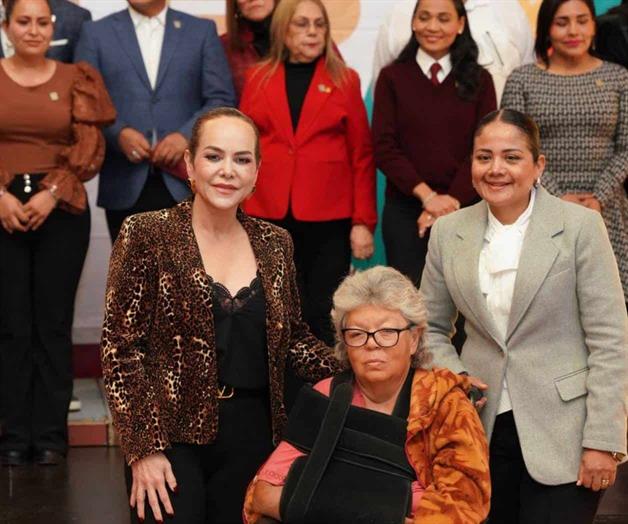 Entregan lentes en Nuevo Laredo Entregan lentes en Nuevo Laredo