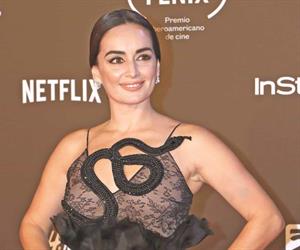 Está abierta al amor... en todas sus variantes