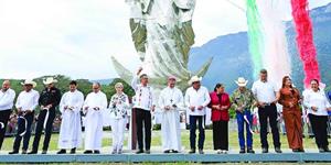 Inauguran escultura de Virgen de la Misericordia