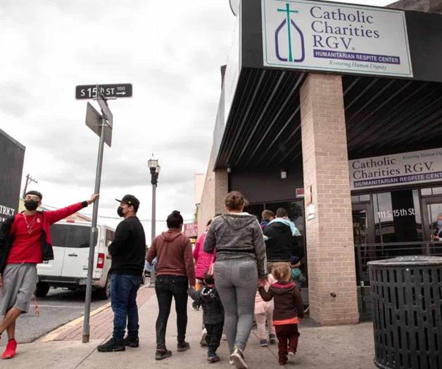 Congela fondos para refugio para inmigrantes en McAllen Congela fondos para refugio para inmigrantes en McAllen