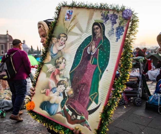 Feligreses piden paz y seguridad a la Virgen de Guadalupe Feligreses piden paz y seguridad a la Virgen de Guadalupe