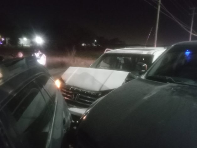 Chocan 3 autos en carambola Chocan 3 autos en carambola