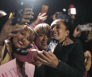 Sheinbaum anuncia estatuas de mujeres indígenas en Reforma