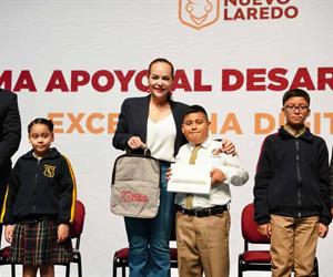 Reconocen labor de  la alcaldesa Carmen  Lilia Canturosas