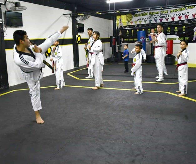 Taekwondo&iacute;nes cierran fuerte el 2025