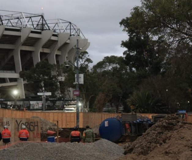 Vuelca pipa de gasolina en Coyoac&aacute;n