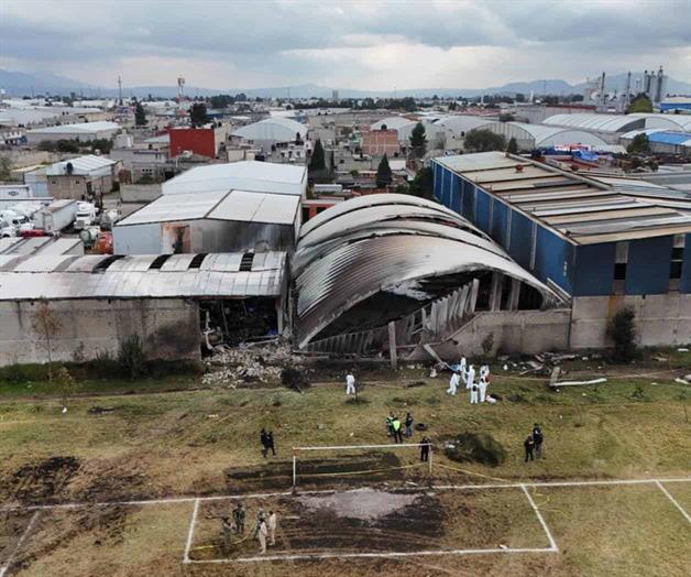 Al menos siete muertos al estrellarse una avioneta al oeste de Ciudad de México Al menos siete muertos al estrellarse una avioneta al oeste de Ciudad de México