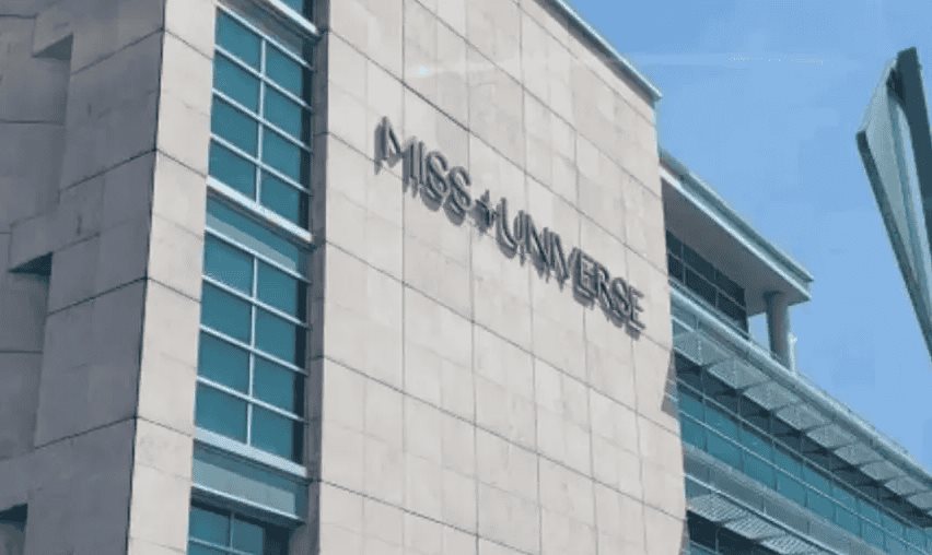 Miss Universo retira su nombre de las oficinas de la CDMX