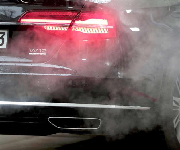 Propuesta de la UE reduce la prohibición de automóviles de combustión interna Propuesta de la UE reduce la prohibición de automóviles de combustión interna