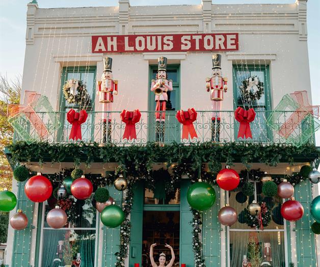 Aranceles y precios altos complican las compras navideñas Aranceles y precios altos complican las compras navideñas