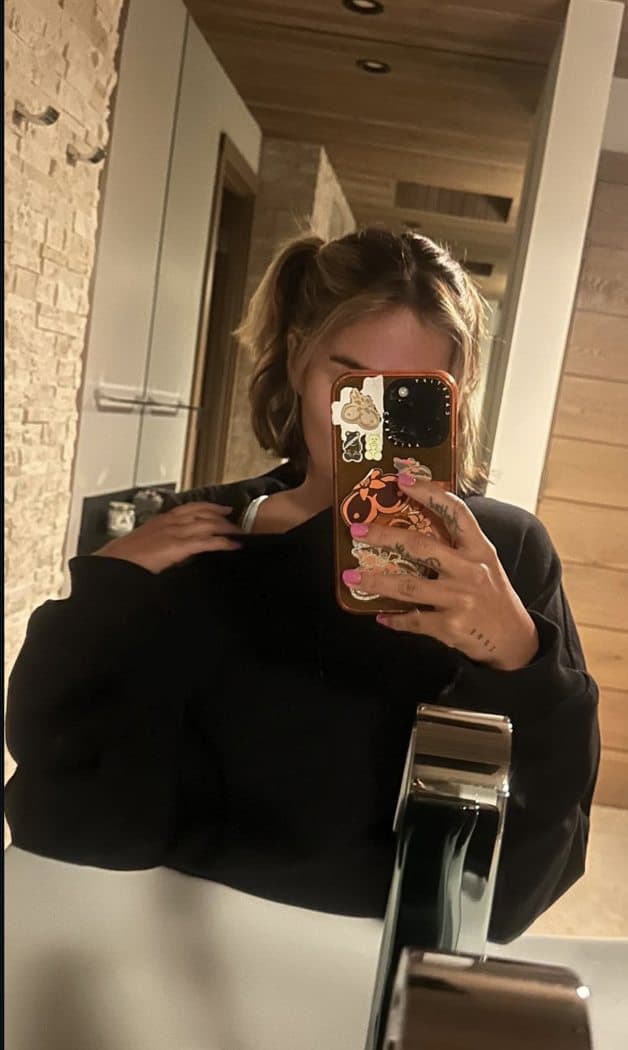 Se hace un cambio de look Se hace un cambio de look