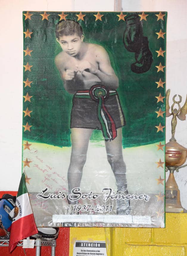 ¡Gran velada de golpes!