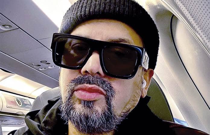 Cruz Martínez salió  a defender a Melenie