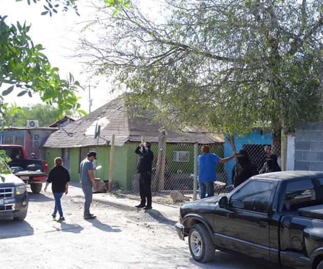 Conato de violencia en el desalojo de vecinos