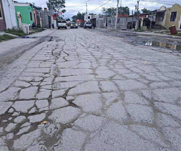 El Paseo de Las Flores, hundida en el abandono