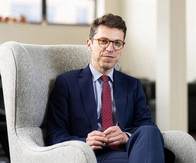 La policía investiga el asesinato de un profesor del MIT en Brookline La policía investiga el asesinato de un profesor del MIT en Brookline