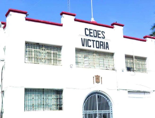 Endurecen control de celulares en penales