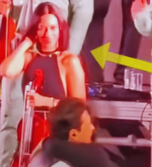 &iquest;Corri&oacute; a la &acute;rival&acute;?