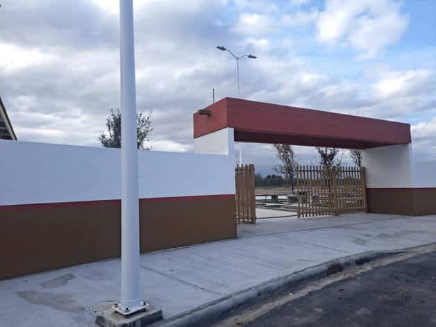 Lista la nueva secundaria de colonia Las Pir&aacute;mides
