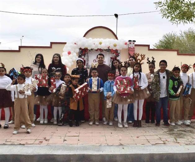 Llevan din&aacute;micas a ni&ntilde;as y ni&ntilde;os