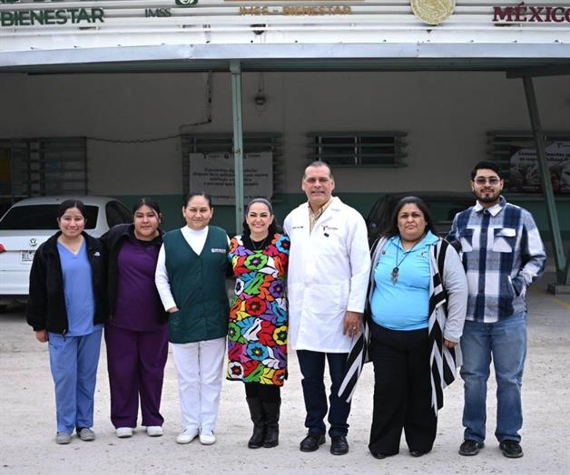 Recorre senadora unidades de salud