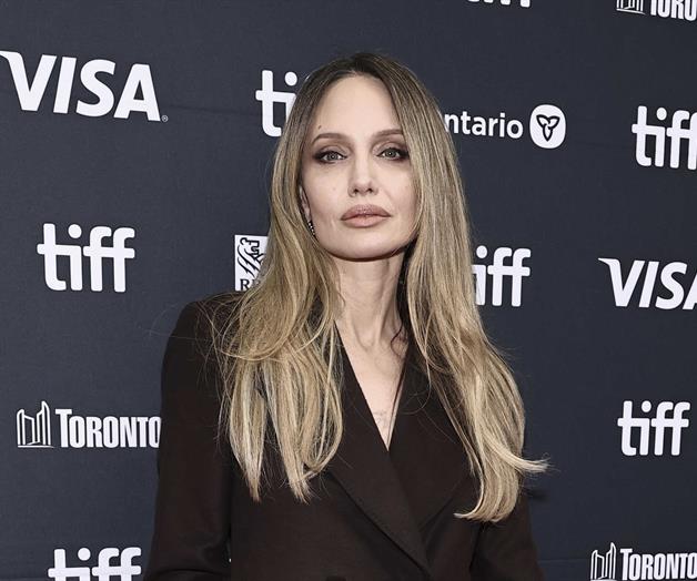Angelina Jolie muestra sus heridas