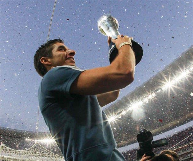 Chivas se despide de Isaac Brizuela Chivas se despide de Isaac Brizuela