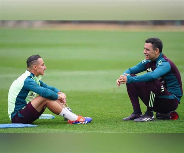 Rafael Márquez prepara a su equipo de trabajo Rafael Márquez prepara a su equipo de trabajo