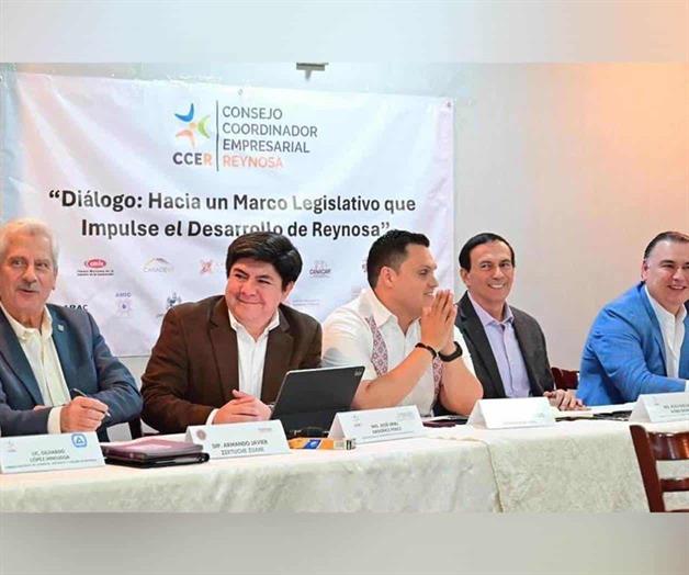 Los empresarios apuestan  por crecimiento moderado