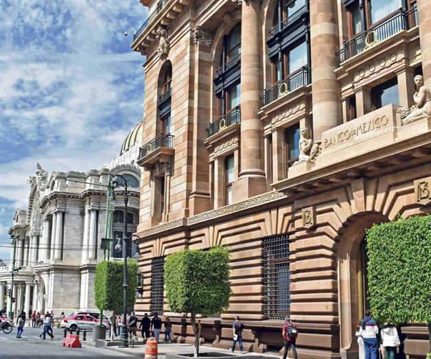 Banxico despide 2025 con recorte a su tasa