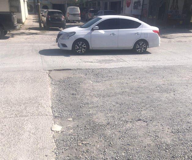 Pavimentaci&oacute;n  queda a medias