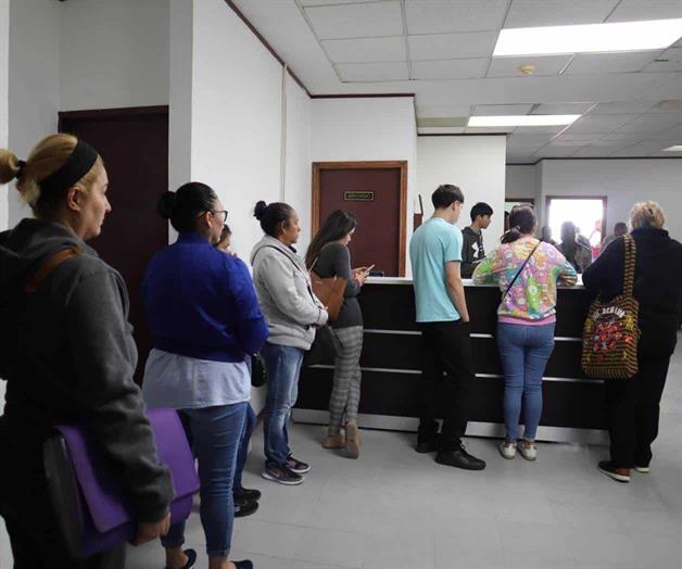 Trabaja durante vacaciones Oficial&iacute;a del Registro Civil