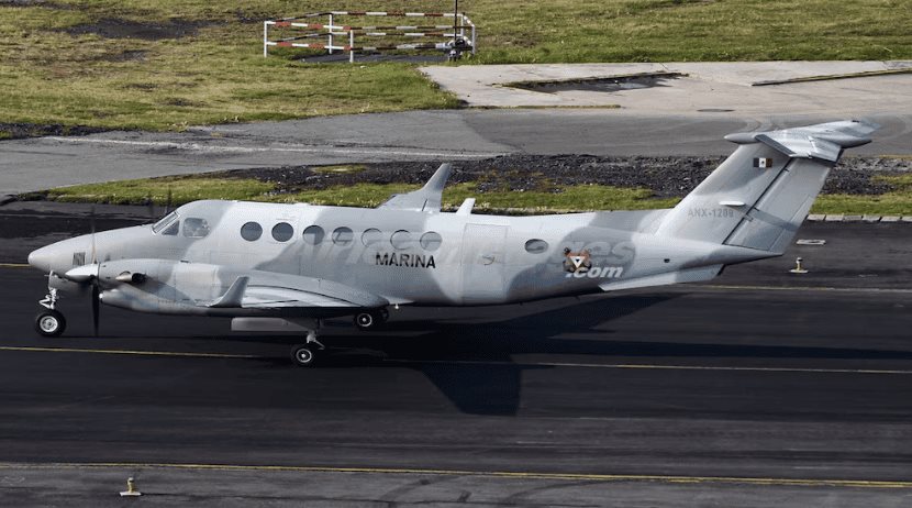 Al menos 5 muertos en choque de avi&oacute;n de la Armada de M&eacute;xico cerca de Galveston, Texas