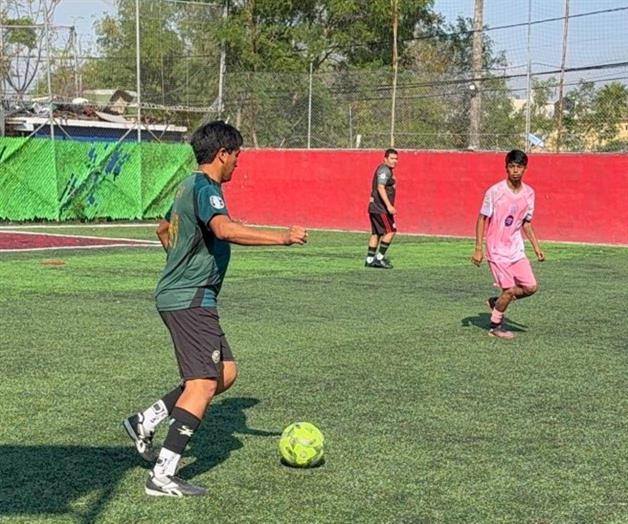 Deportivo Enr&iacute;quez lidera la categor&iacute;a 35