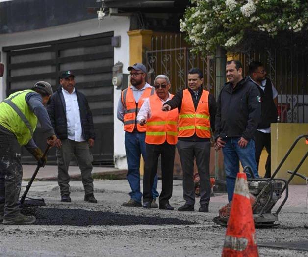 Supervisa Gatt&aacute;s labores de bacheo