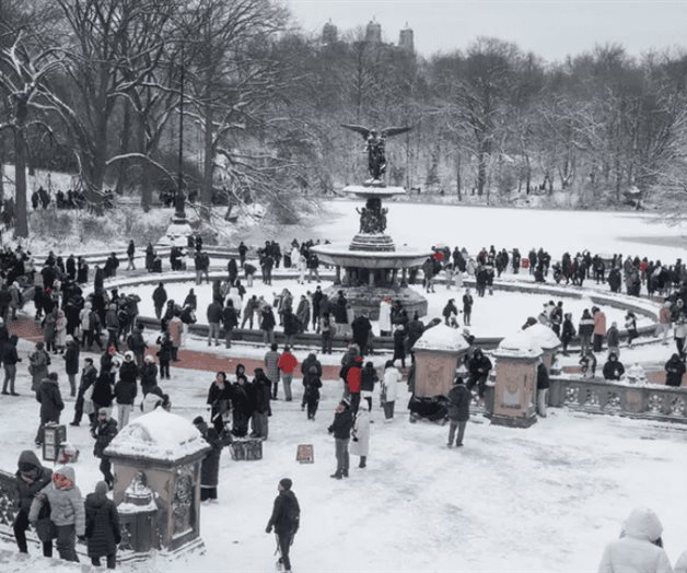 Tormenta de nieve en NY, declaran el estado de emergencia