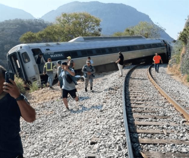 Confirman 15 heridos tras descarrilamiento del Tren Interoce&aacute;nico
