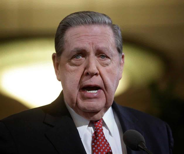 Fallece a los 85 años Jeffrey R. Holland, líder mormón y defensor de la fe Fallece a los 85 años Jeffrey R. Holland, líder mormón y defensor de la fe